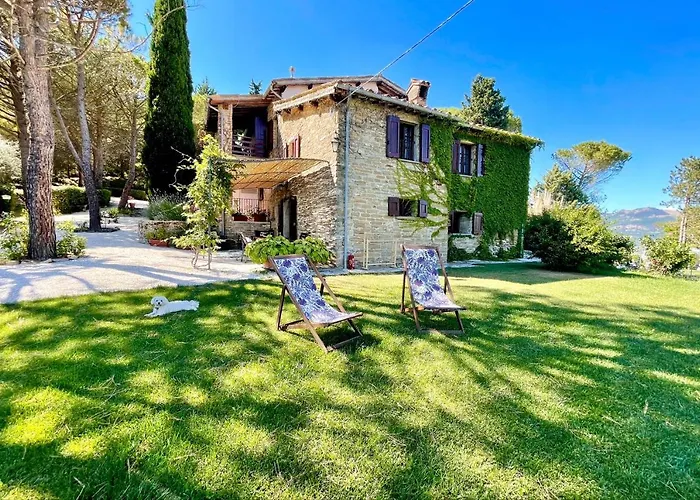 La Panoramica Gubbio - Maison de Charme - Casette e appartamenti self catering per vacanze meravigliose!